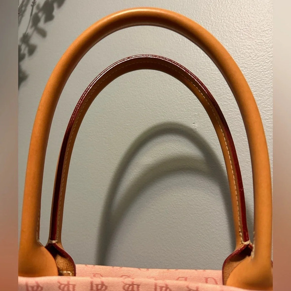 Dooney & Bourke Signature Monogram Purse - Picture 7 of 9